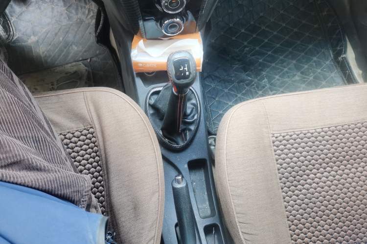 Used Jinbei Zhishang S30 2014 1.5L Manual Comfort Model Gear Lever