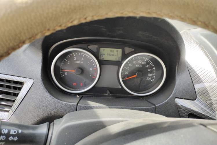 Used Jinbei Zhishang S30 2014 1.5L Manual Luxury Model Instrument Cluster