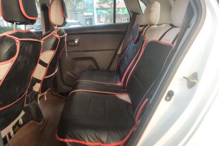 Used Jinbei Zhishang S30 2014 1.5L Manual Luxury Model Left Rear Seat