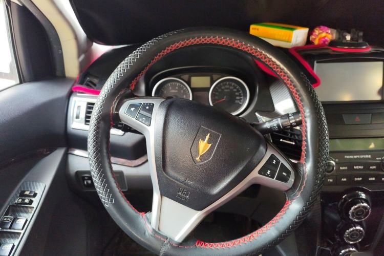 Used Jinbei Zhishang S30 2014 1.5L Manual Elite Model Steering Wheel