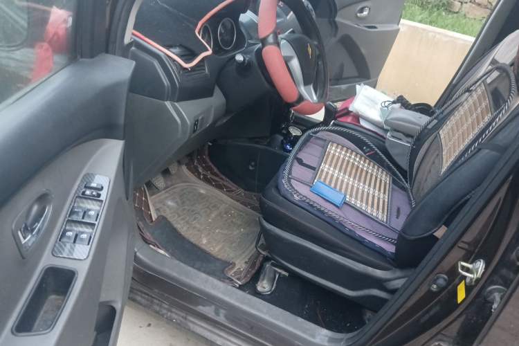Used Jinbei Zhishang S30 2015 1.5L Manual E-commerce Edition Driver Seat
