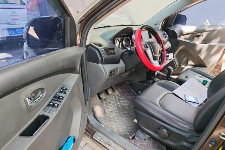 Used Jinbei Zhishang S30 2015 1.5L Manual Elite Model Driver Seat