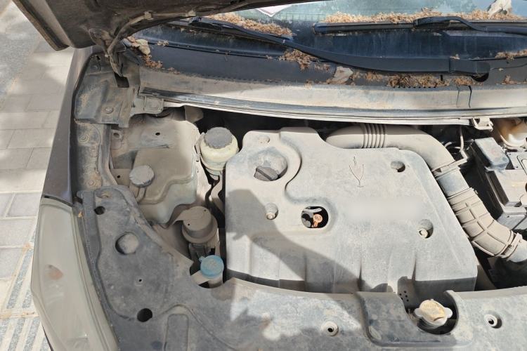 Used Jinbei Zhishang S30 2015 1.5L Manual Elite Model Engine Bay Right