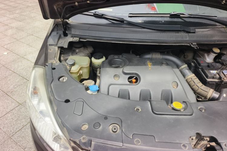 Used Jinbei Zhishang S30 2015 1.5L Manual E-commerce Edition Engine Bay Right