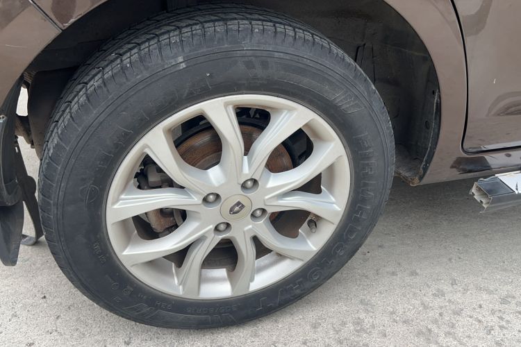 Used Jinbei Zhishang S30 2015 1.5L AMT Comfort Model Exterior 3