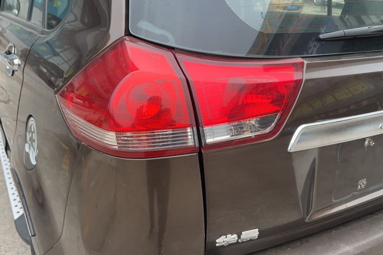 Used Jinbei Zhishang S30 2015 1.5L AMT Comfort Model Exterior 8