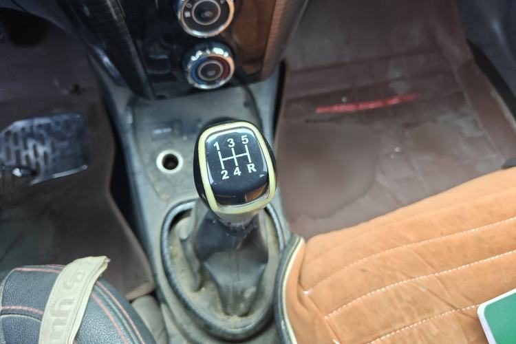 Used Jinbei Zhishang S30 2015 1.5L Manual Elite Model Gear Lever