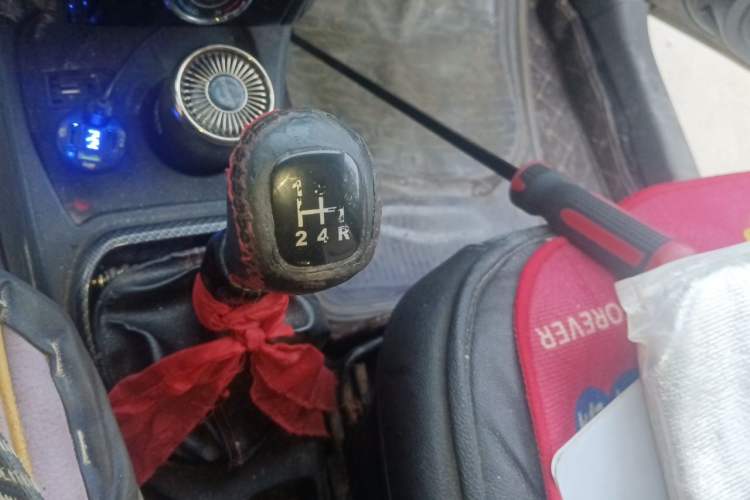 Used Jinbei Zhishang S30 2015 1.5L Manual E-commerce Edition Gear Lever