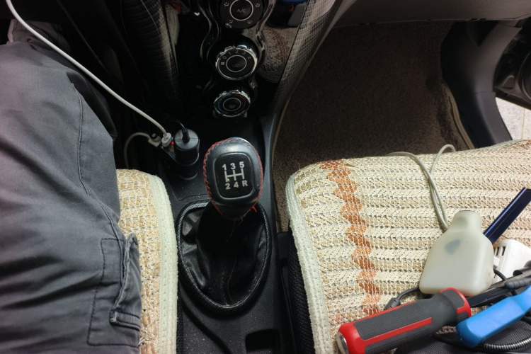 Used Jinbei Zhishang S30 2015 1.5L Manual E-commerce Edition Gear Lever