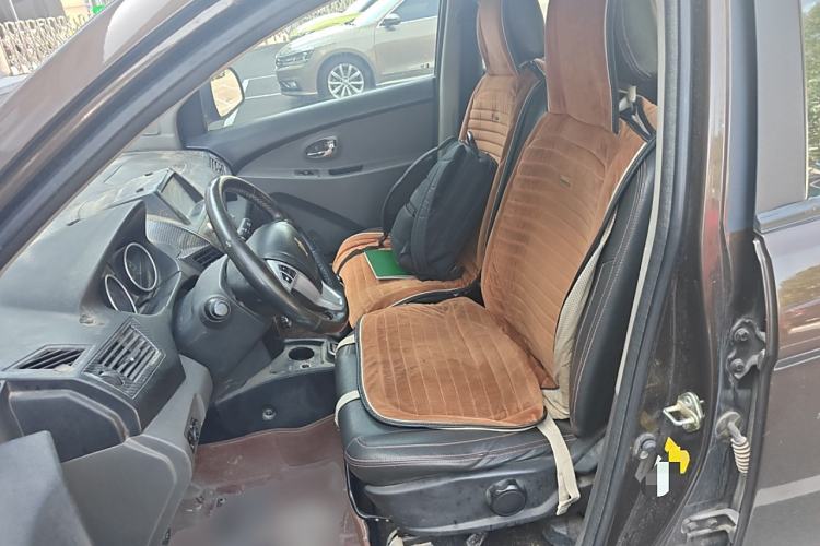 Used Jinbei Zhishang S30 2015 1.5L Manual Elite Model Left Front Seat