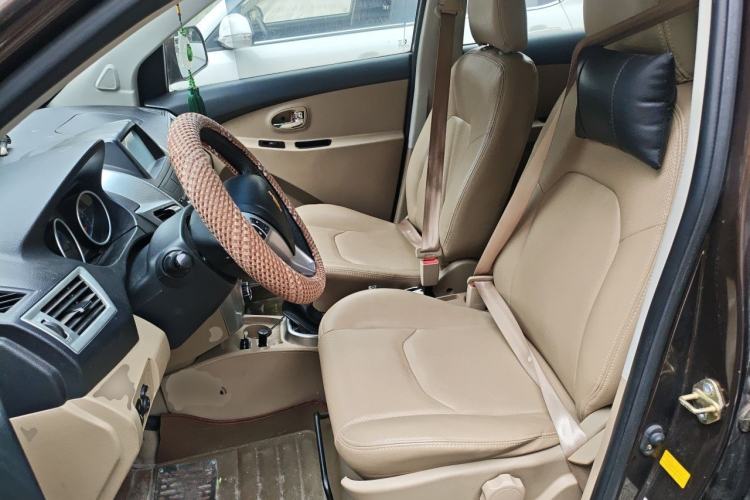 Used Jinbei Zhishang S30 2015 1.5L Manual Elite Model Left Front Seat