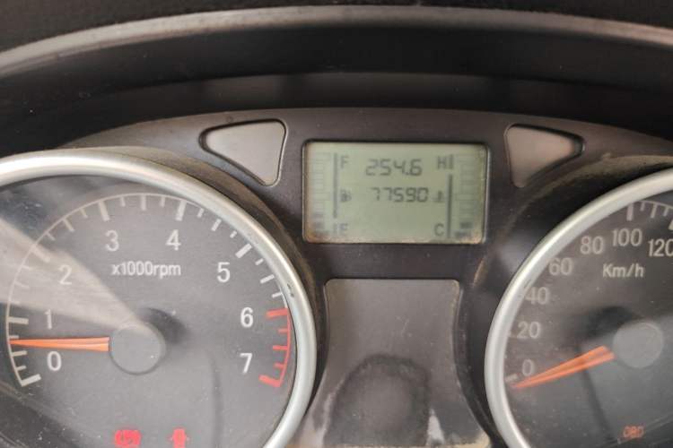Used Jinbei Zhishang S30 2015 1.5L Manual Elite Model Odometer Close Up