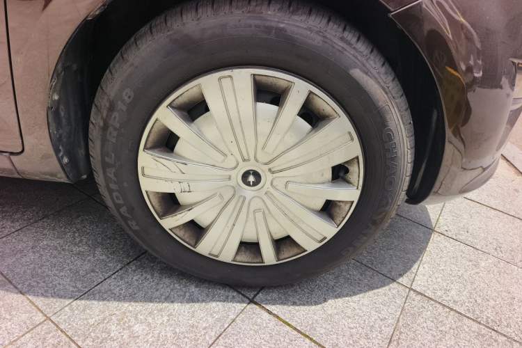 Used Jinbei Zhishang S30 2015 1.5L Manual E-commerce Edition Right Front Wheel Hub