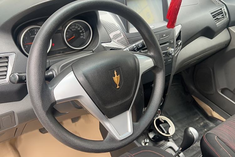 Used Jinbei Zhishang S30 2015 1.5L AMT Comfort Model Steering Wheel