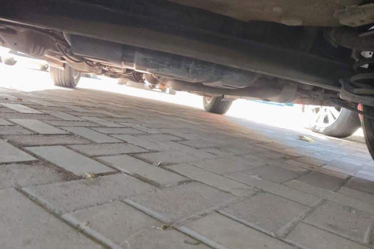 Used Jinbei Zhishang S30 2015 1.5L Manual Comfort Model Chassis Rear