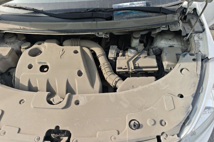 Used Jinbei Zhishang S30 2015 1.5L Manual Elite Model Engine Bay Left