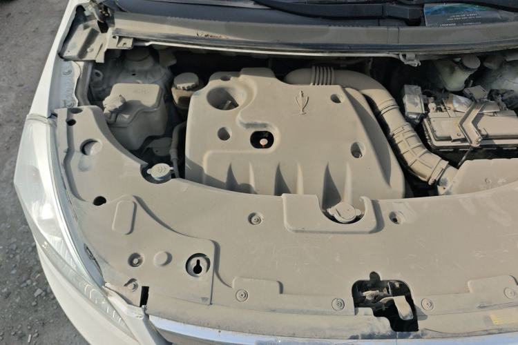 Used Jinbei Zhishang S30 2015 1.5L Manual Elite Model Engine Bay Right