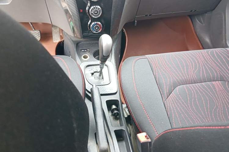 Used Jinbei Zhishang S30 2015 1.5L AMT Comfort Model Gear Lever