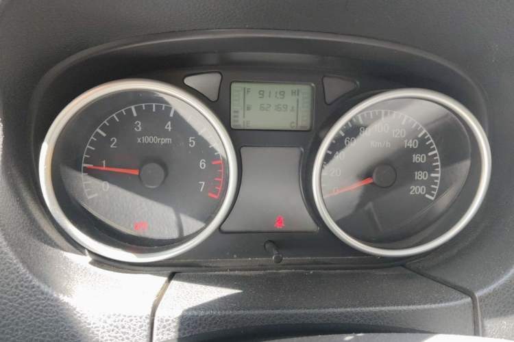 Used Jinbei Zhishang S30 2015 1.5L Manual Comfort Model Instrument Cluster