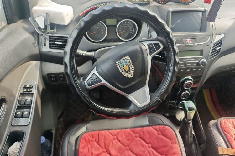 Used Jinbei Zhishang S30 2015 1.5L Manual Elite Model Steering Wheel