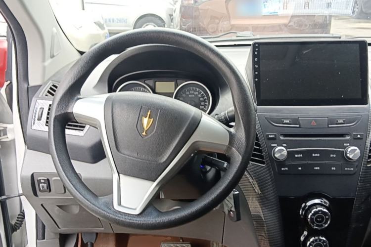 Used Jinbei Zhishang S30 2015 1.5L AMT Comfort Model Steering Wheel