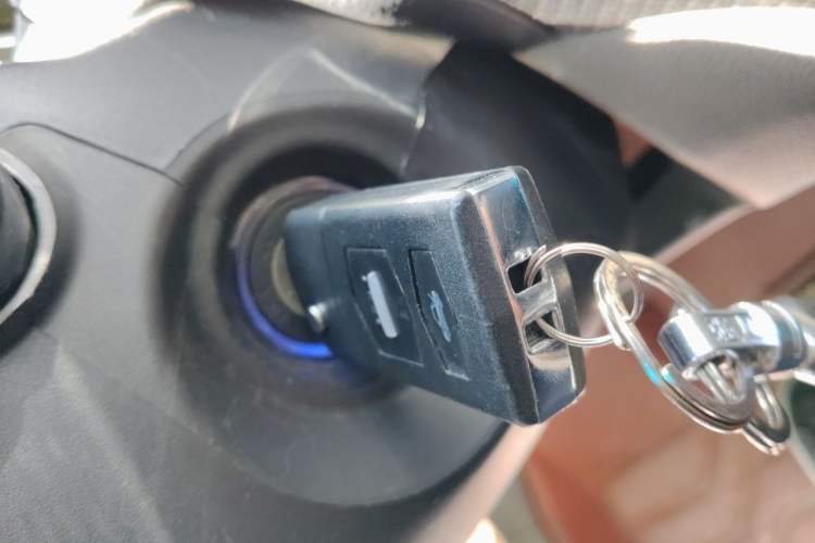 Used Jinbei Zhishang S30 2015 1.5L Manual Comfort Model Vehicle Key