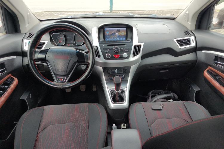 Used Jinbei Zhishang S35 2016 1.5L Manual Smart Edition Center Console
