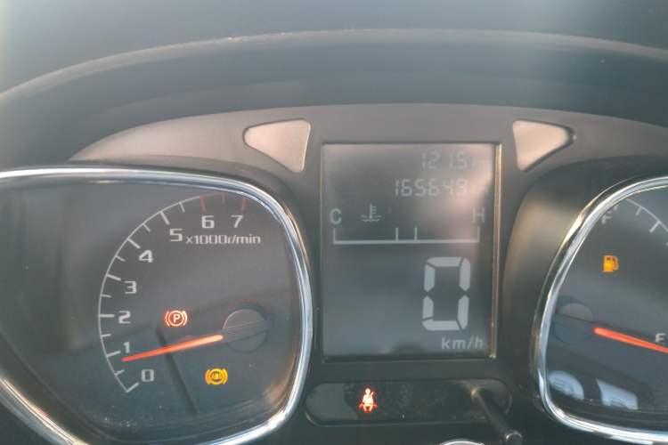 Used Jinbei Zhishang S35 2016 1.5L Manual Smart Edition Odometer Close Up