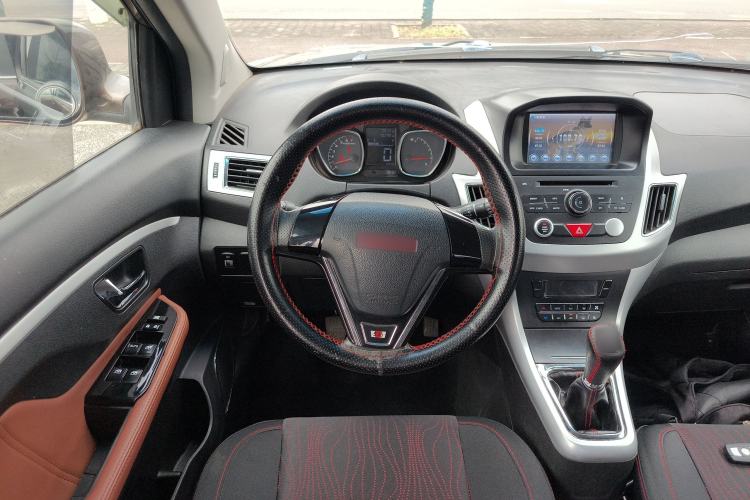 Used Jinbei Zhishang S35 2016 1.5L Manual Smart Edition Steering Wheel