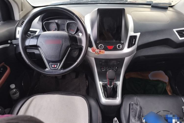 Used Jinbei Zhishang S35 2016 1.5L Manual Smart Edition Center Console