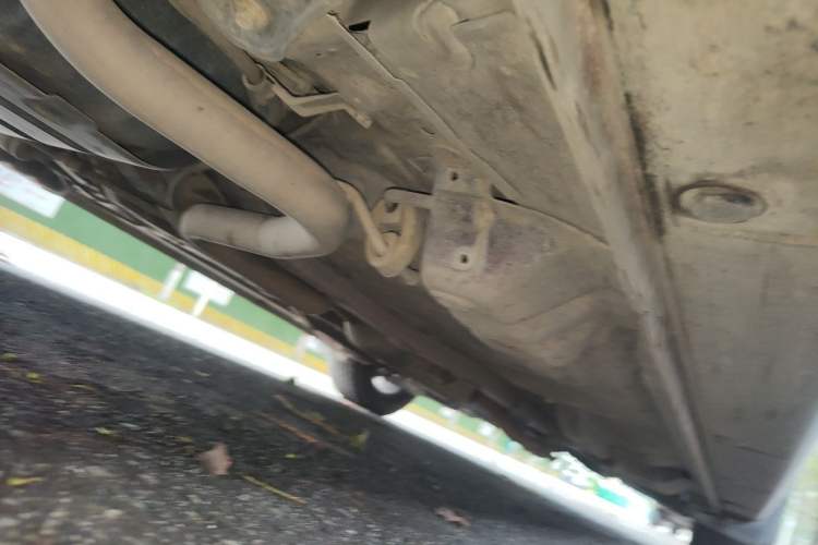 Used Jinbei Zhishang S35 2016 1.5L Manual Luxury Edition Chassis Rear Right