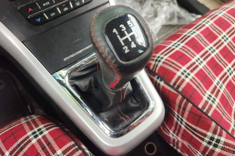 Used Jinbei Zhishang S35 2016 1.5L Manual Luxury Edition Gear Lever
