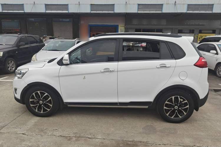 Used Jinbei Zhishang S35 2016 1.5L Manual Luxury Edition Exterior 3