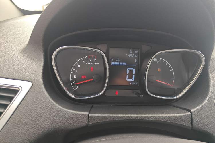 Used Jinbei Zhishang S35 2016 1.5L Manual Smart Edition Instrument Cluster