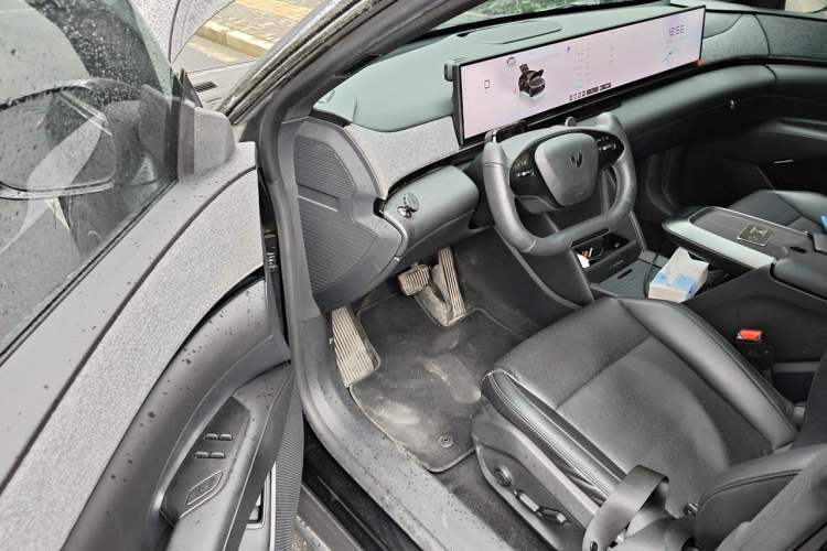 Used Jiyue 01 2024 Max Long-Range Model Driver Seat