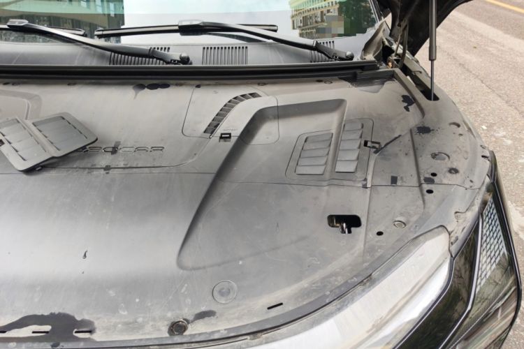Used Jiyue 01 2024 Max Long-Range Model Engine Bay Left