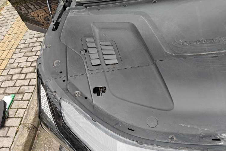 Used Jiyue 01 2024 Max Long-Range Model Engine Bay Right