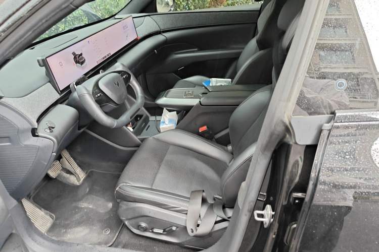Used Jiyue 01 2024 Max Long-Range Model Left Front Seat