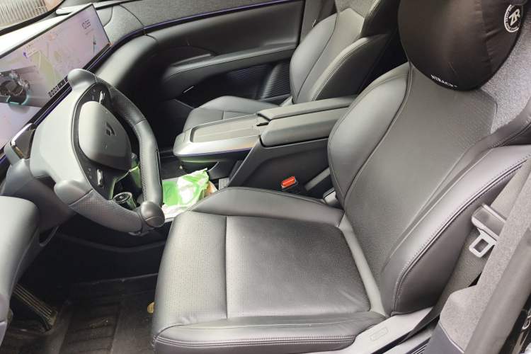 Used Jiyue 01 2024 Max Long-Range Model Left Front Seat