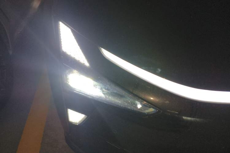 Used Jiyue 01 2024 Max Performance Edition Right Front Headlight