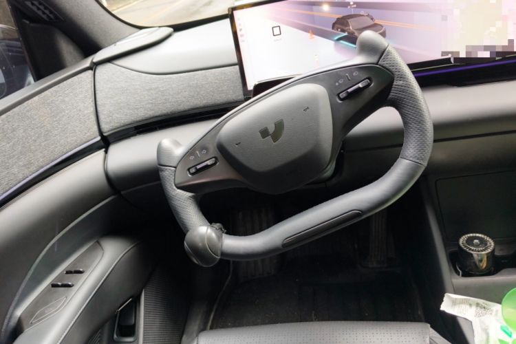 Used Jiyue 01 2024 Max Long-Range Model Steering Wheel