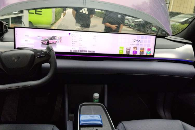 Used Jiyue 01 2024 Facelifted Max Long-Range Version Center Console