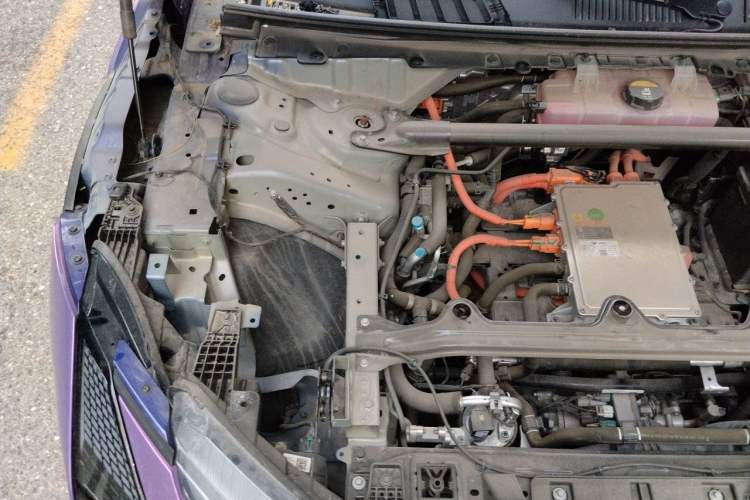 Used Jiyue 01 2024 Facelifted Max Long-Range Version Engine Bay Right