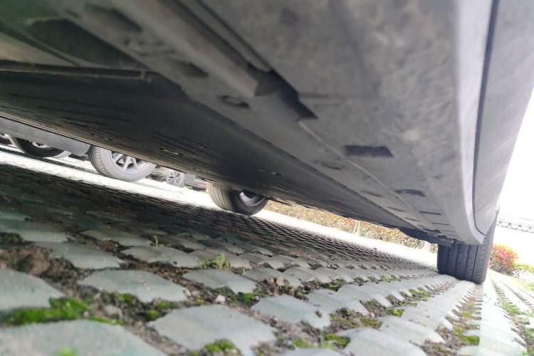 Used Jiyue 01 2024 Max Performance Edition Chassis Front Left