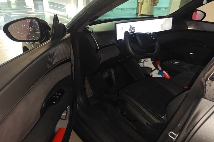 Used Jiyue 01 2024 Max Long-Range Model Driver Seat