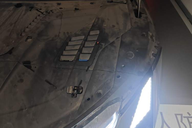 Used Jiyue 01 2024 Max Long-Range Model Engine Bay Left