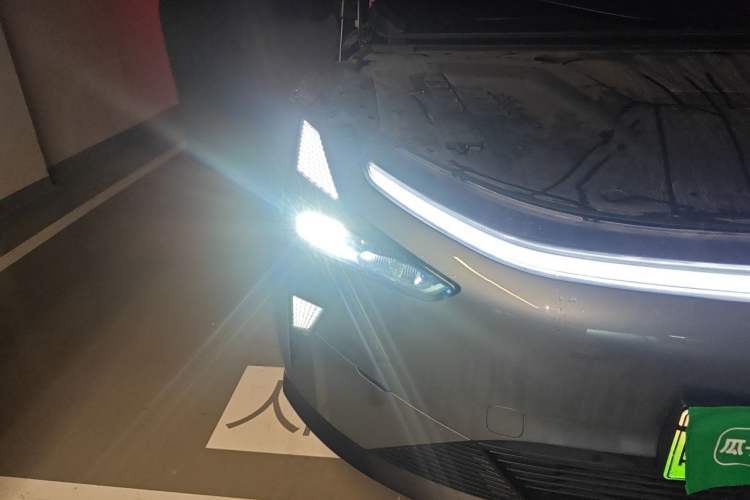 Used Jiyue 01 2024 Max Long-Range Model Right Front Headlight