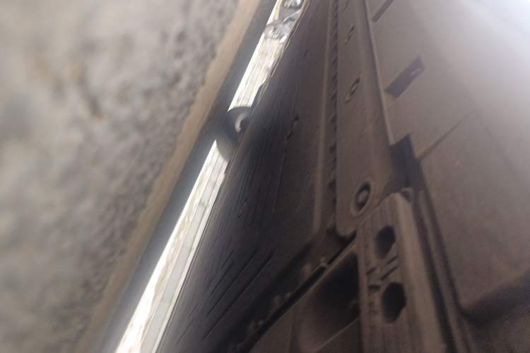 Used Jiyue 01 2024 Max Chassis Front Right
