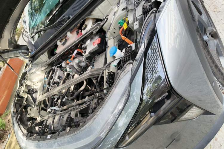 Used Jiyue 01 2024 Max Engine Bay Left