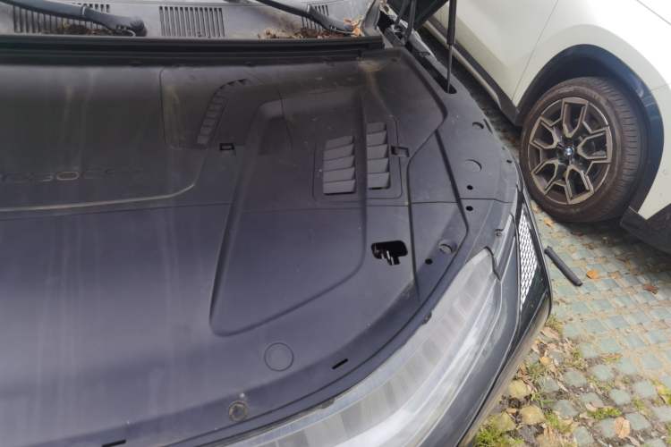 Used Jiyue 01 2024 Max Engine Bay Left